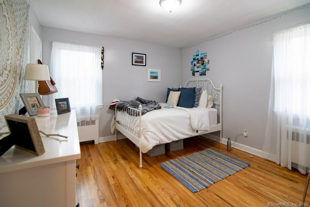 Building Photo - 100 Waller Rd