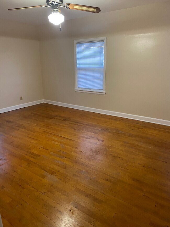 Primary Bedroom - 6419 W Chambers St