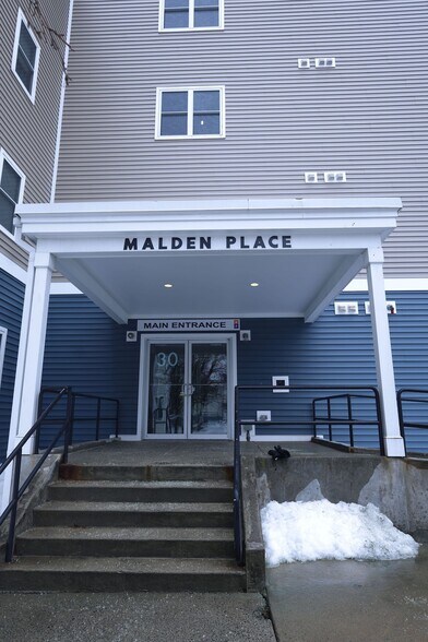 Building Photo - 30 Franklin St