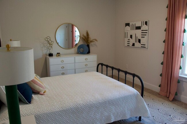 Building Photo - 3285 Southwind Dr