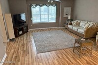 Building Photo - 1615 Boulevard