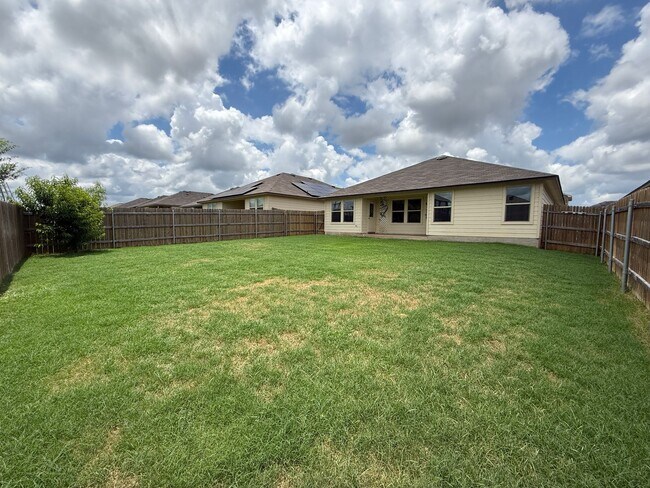 Building Photo - 3-Bedroom House for Rent in Killeen