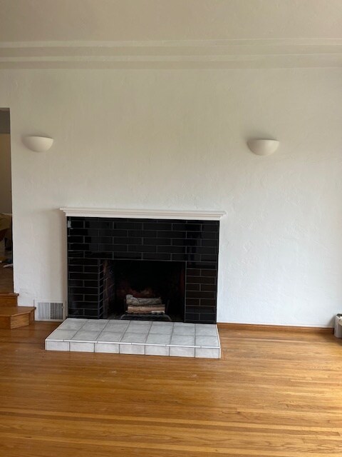 Fireplace - 1170 W Summerland Ave
