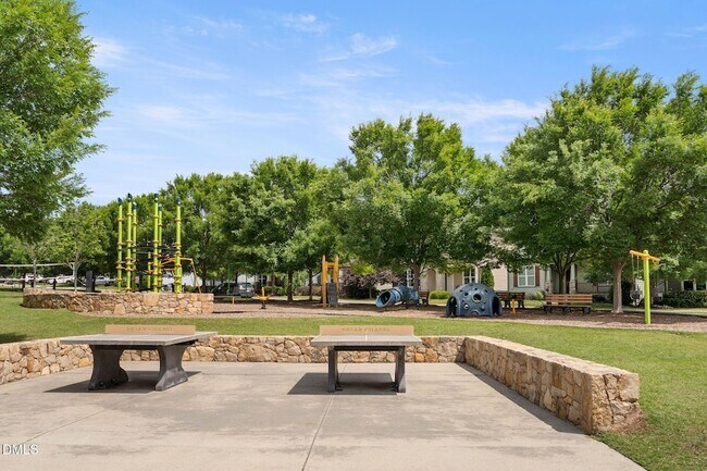 Building Photo - 2081 Great Ridge Pkwy