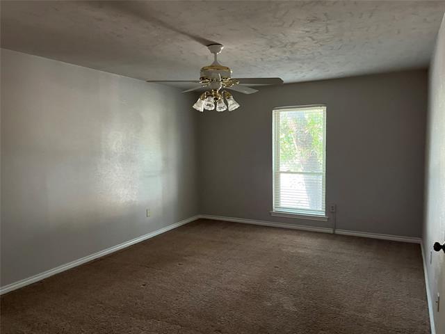 Building Photo - 3109 Timberline Dr