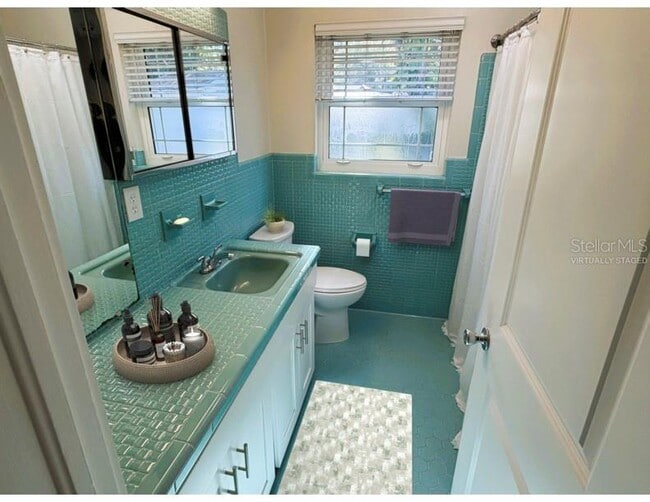 Building Photo - 4640 W Lamb Ave