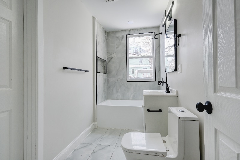 Building Photo - 5 Baldwin Ave