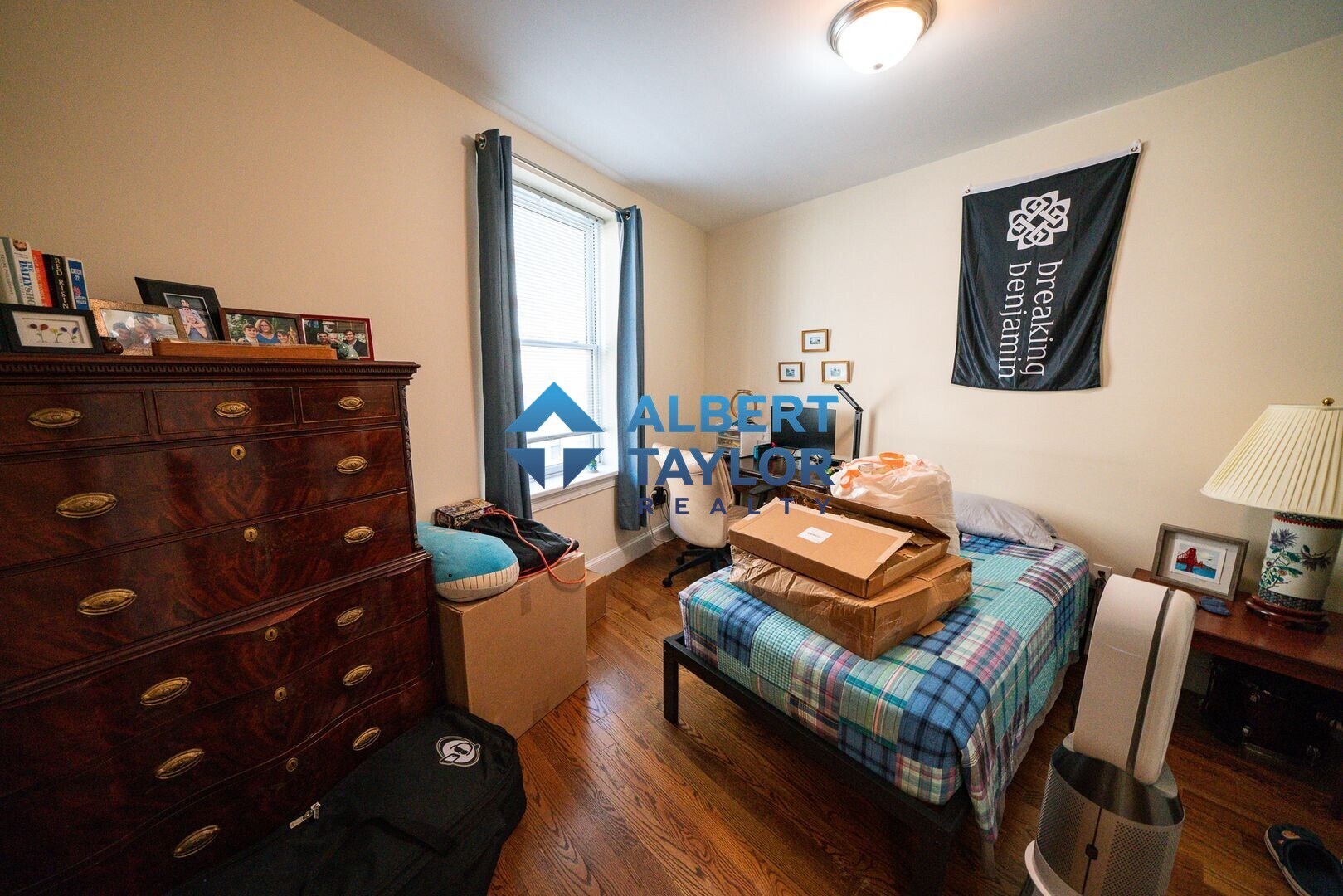 Building Photo - 491 Commonwealth Ave