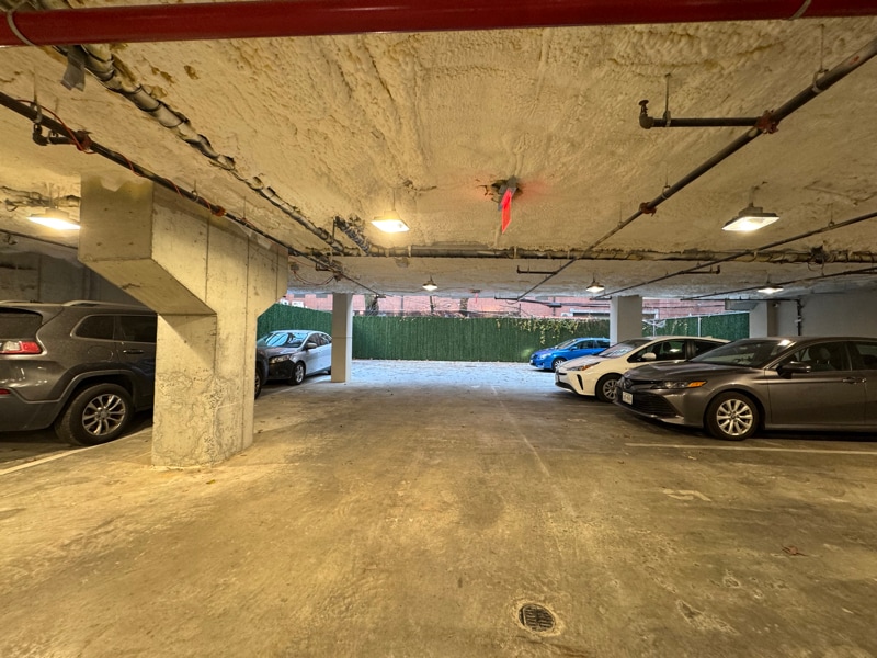 Building Photo - 154 Lenox Rd