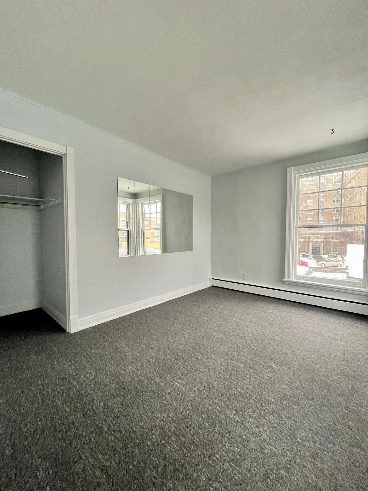 Building Photo - 104 Linwood Ave