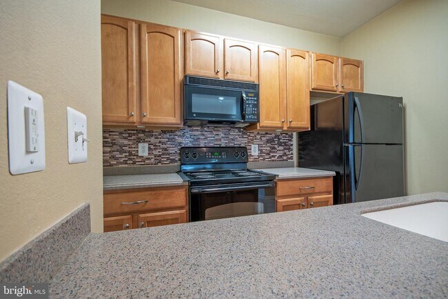 Building Photo - 12162 Penderview Ln