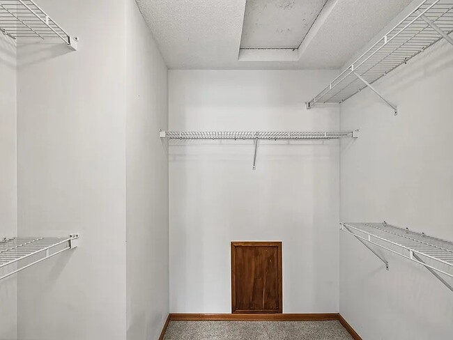 Building Photo - 14091 Alabama Ave S