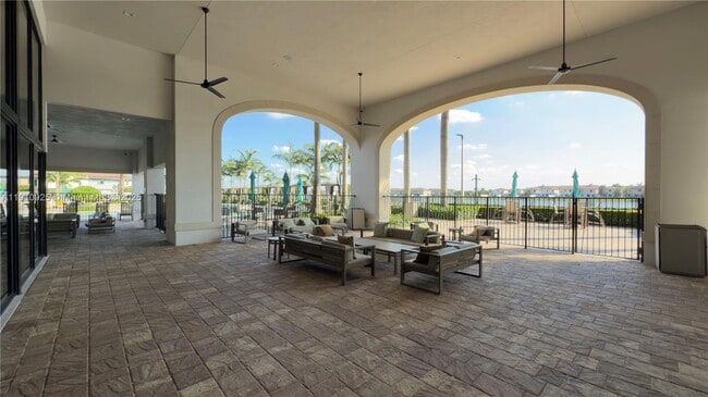 Building Photo - 10337 W 34th Ln