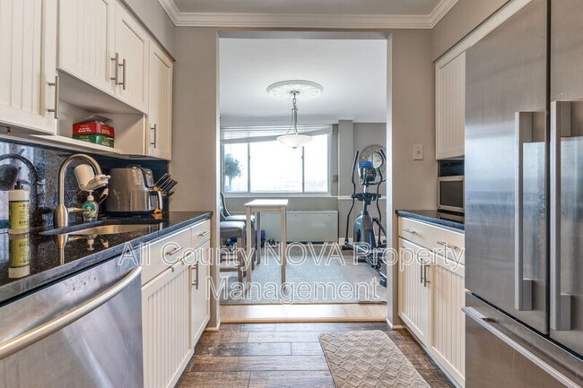 Building Photo - 4343 Cherry Hill Rd