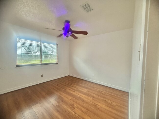 Building Photo - 3602 Brier Gardens Dr