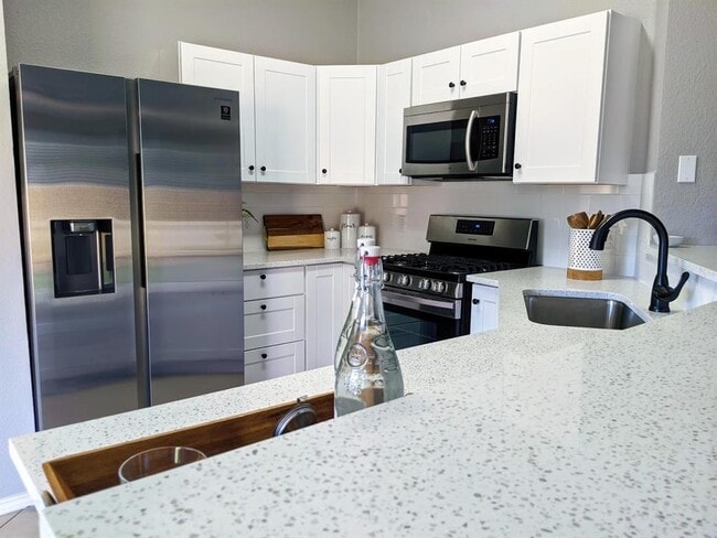 Building Photo - 3631 Walleye Cove