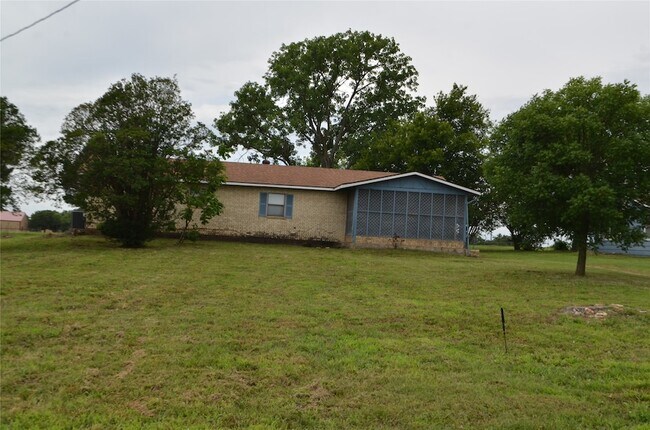 Building Photo - 2020 Gage Rd