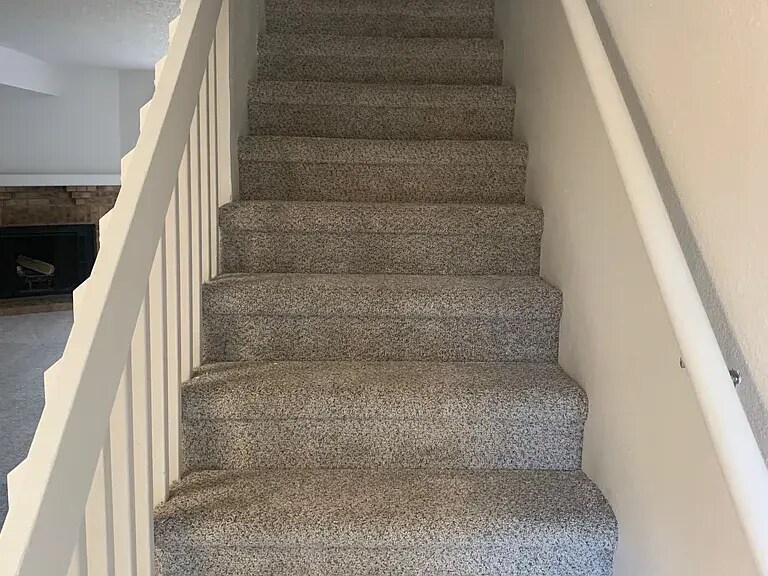 Stairs - 7526 Banner Ct