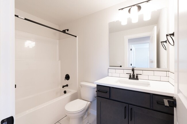 Building Photo - MOVE IN SPECIAL!  Brand New 2 Bedroom 2 Ba...
