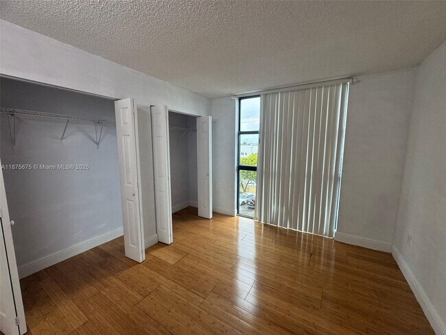 Building Photo - 11790 SW 18th St