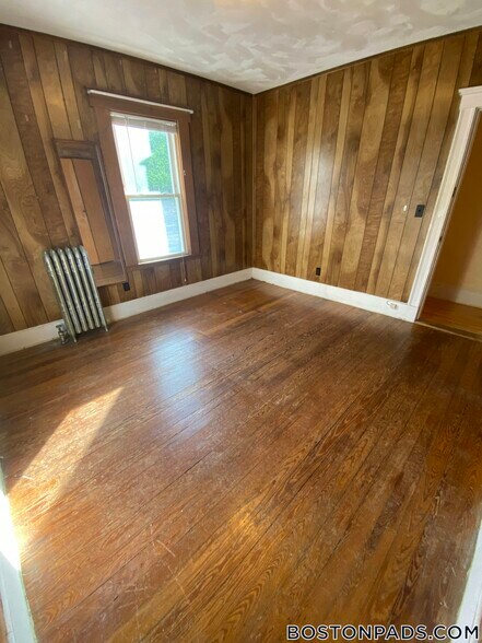 Building Photo - 62 Union St