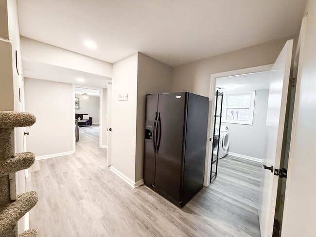 Building Photo - Fully Furnished Studio | Green Island Hills | All Utilities Included | Mid-Term Rental