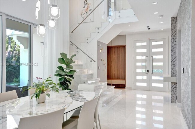 Building Photo - 20824 NE 37th Ave