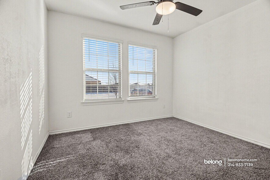 Building Photo - 815 Ranahan Ln