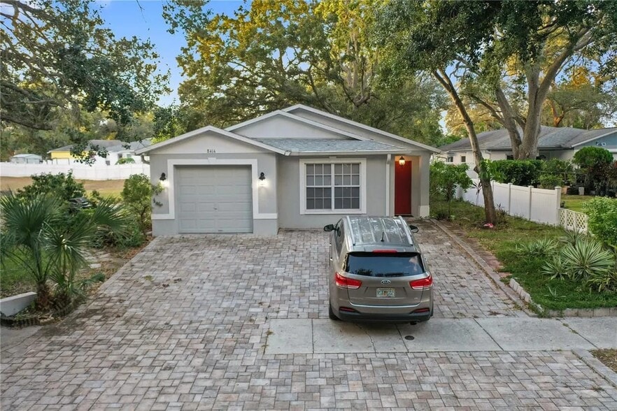 Building Photo - 8414 N River Dune St