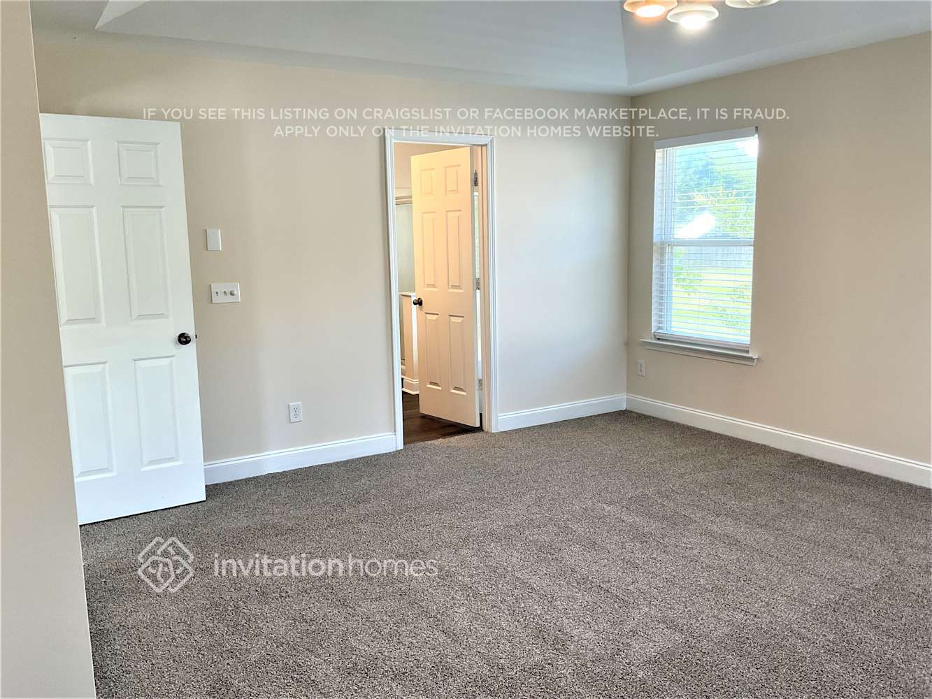 Building Photo - 2415 Harwood Hills Ln