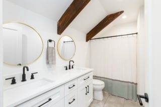 Building Photo - 1 Undisclosed Address