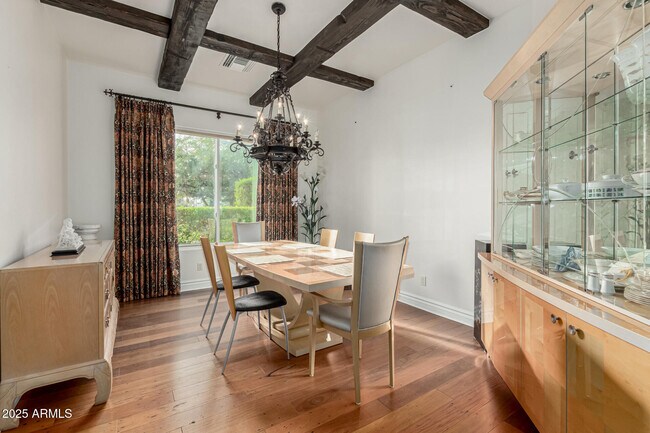 Building Photo - 7002 E Aster Dr