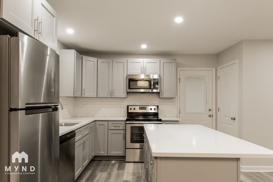 Building Photo - 2916 Dunsinane Ct