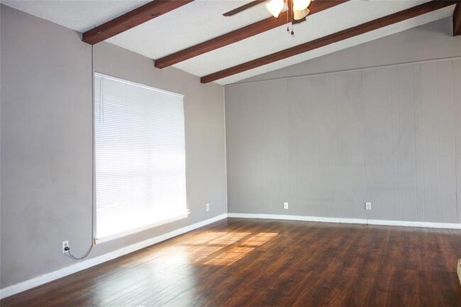 Building Photo - 1416 Cardinal Hill Dr