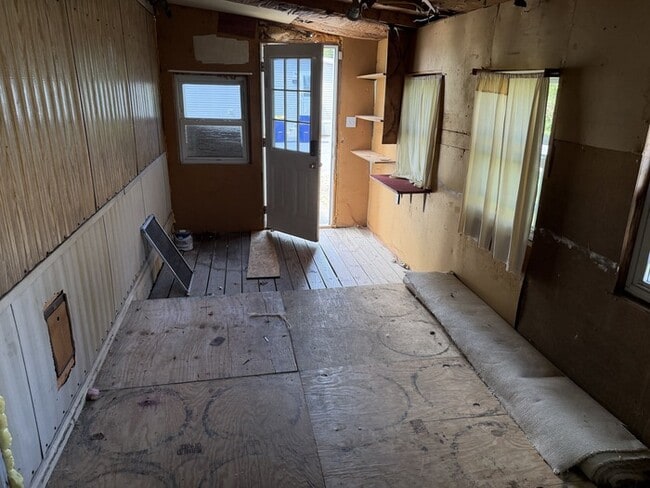 Building Photo - 329 Bahama Cir