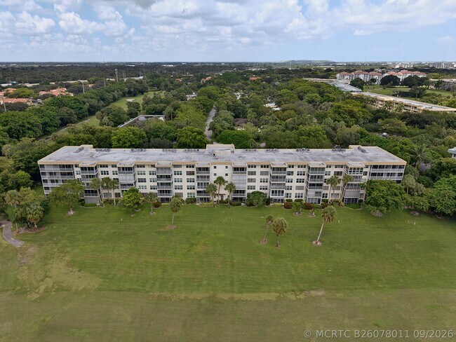 Building Photo - 4000 Cypress Grove Way
