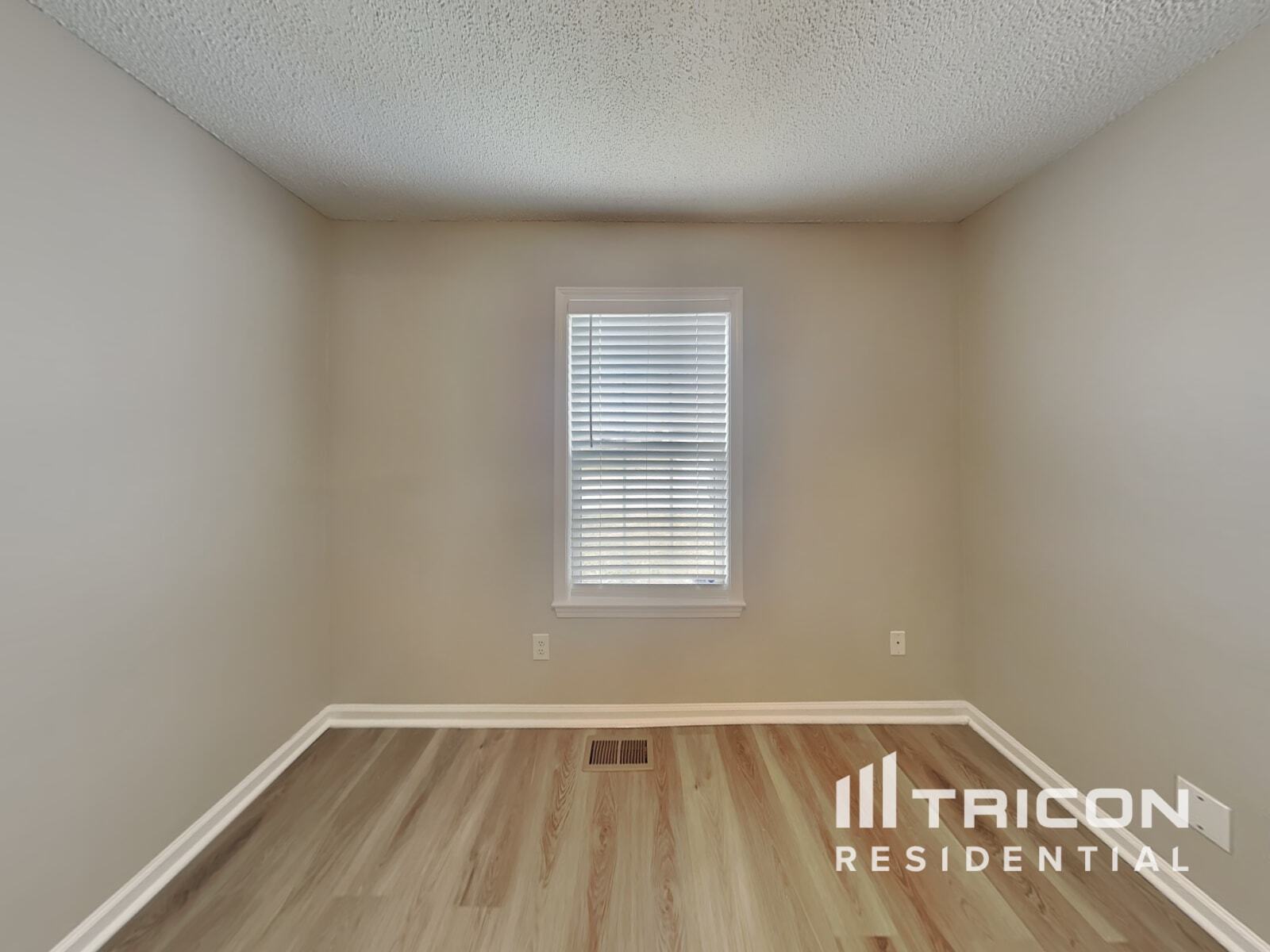 Building Photo - 232 Grassmire Dr