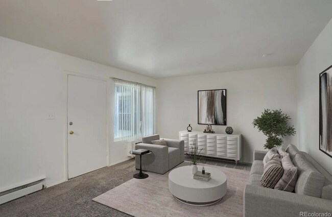 Building Photo - Spacious & Remodeled 3-Bedroom Corner Unit...