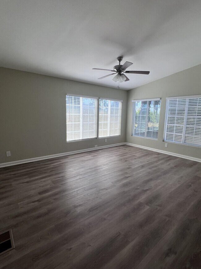 Building Photo - 5791 Turner Way