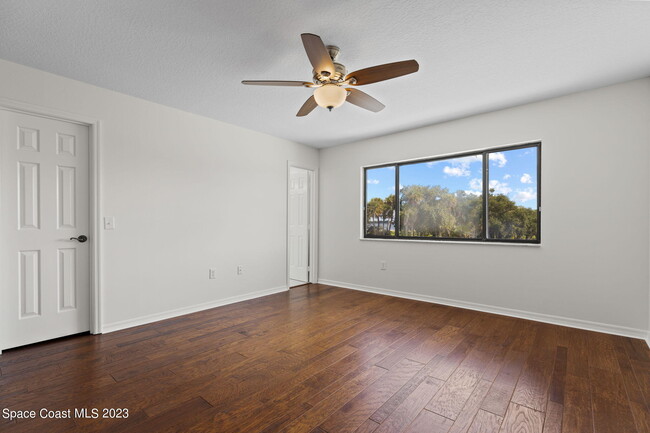 Building Photo - 271 Forecast Ln