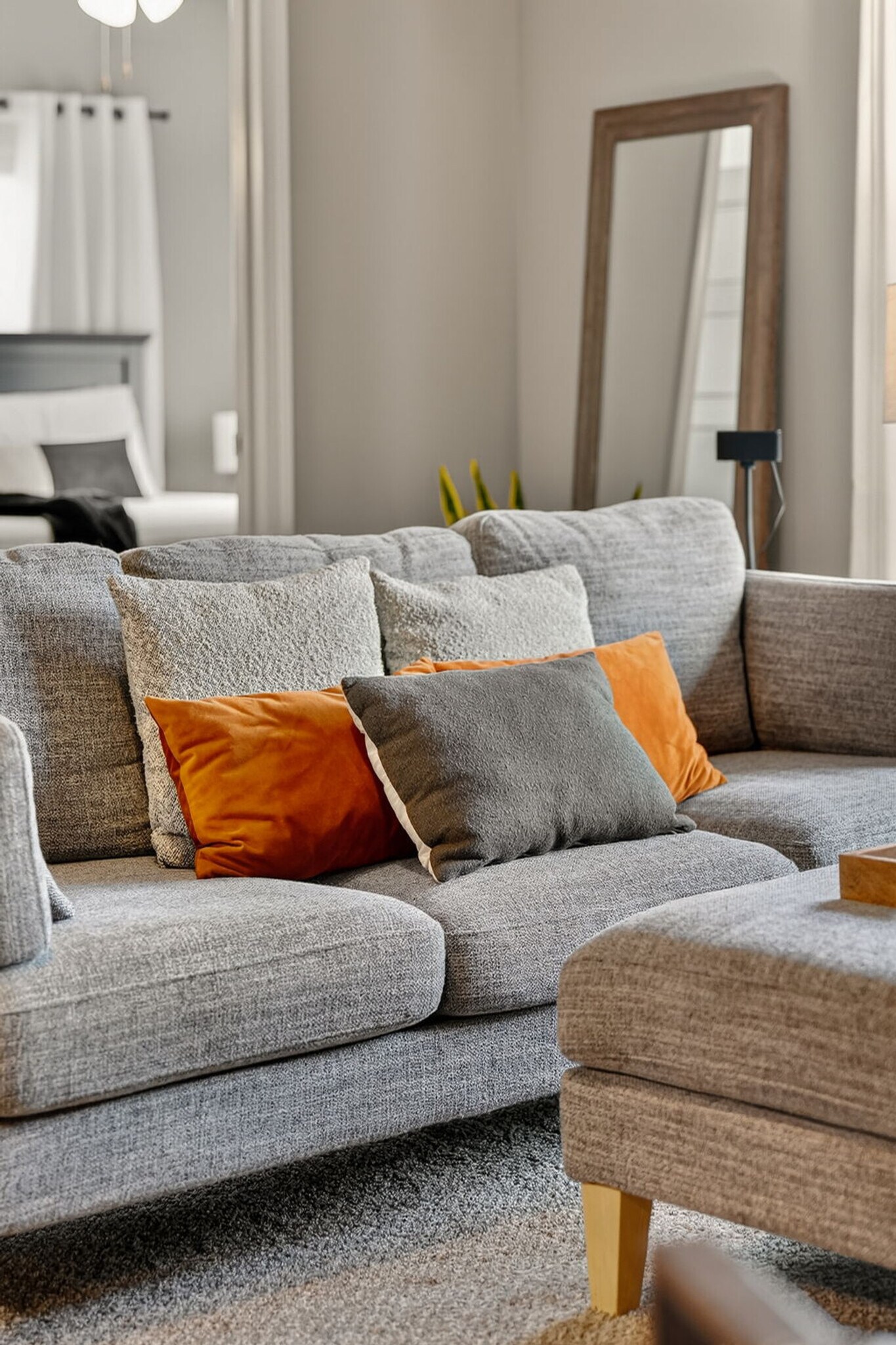 Building Photo - 8350 Cascade Ave