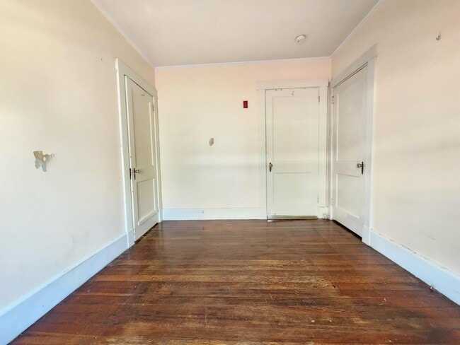 Building Photo - 71 14th St