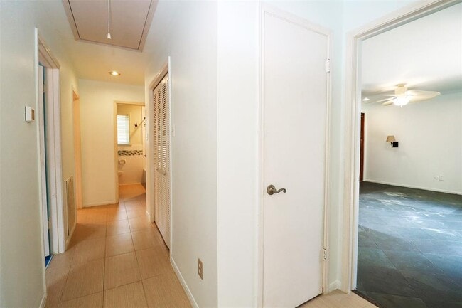 Building Photo - 14202 Ella Lee Ln