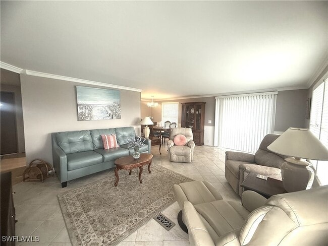 Building Photo - 455 Jacaramba Ct