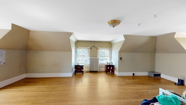 Building Photo - 104 Englewood Ave