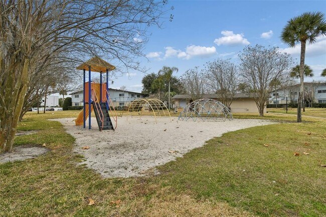 Building Photo - 1695 Lee Rd