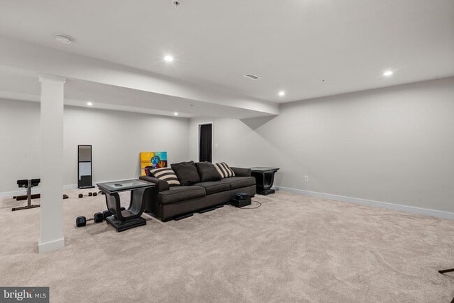 Building Photo - 2430 Steamboat Wy