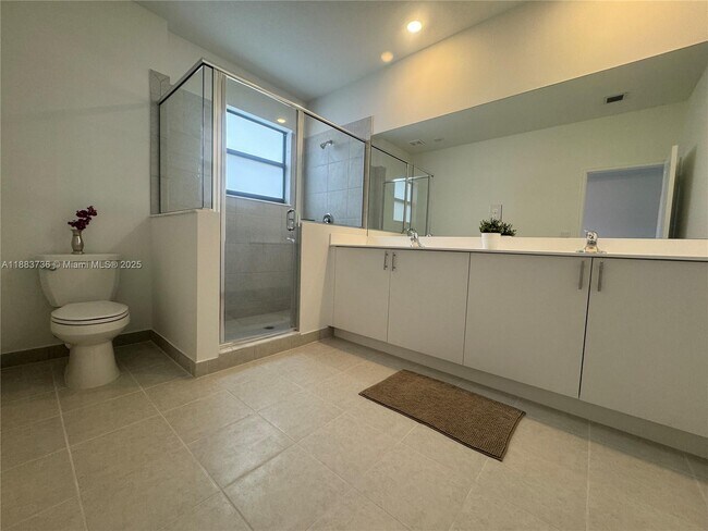 Building Photo - 12915 SW 231st Ter
