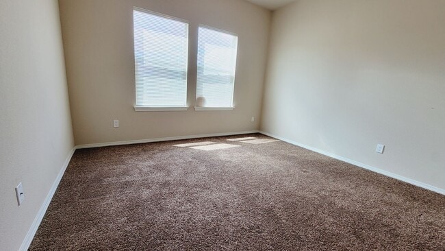 Building Photo - 7453 Eagle Vista Dr