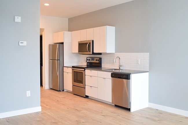 Interior Photo - 3435 Main